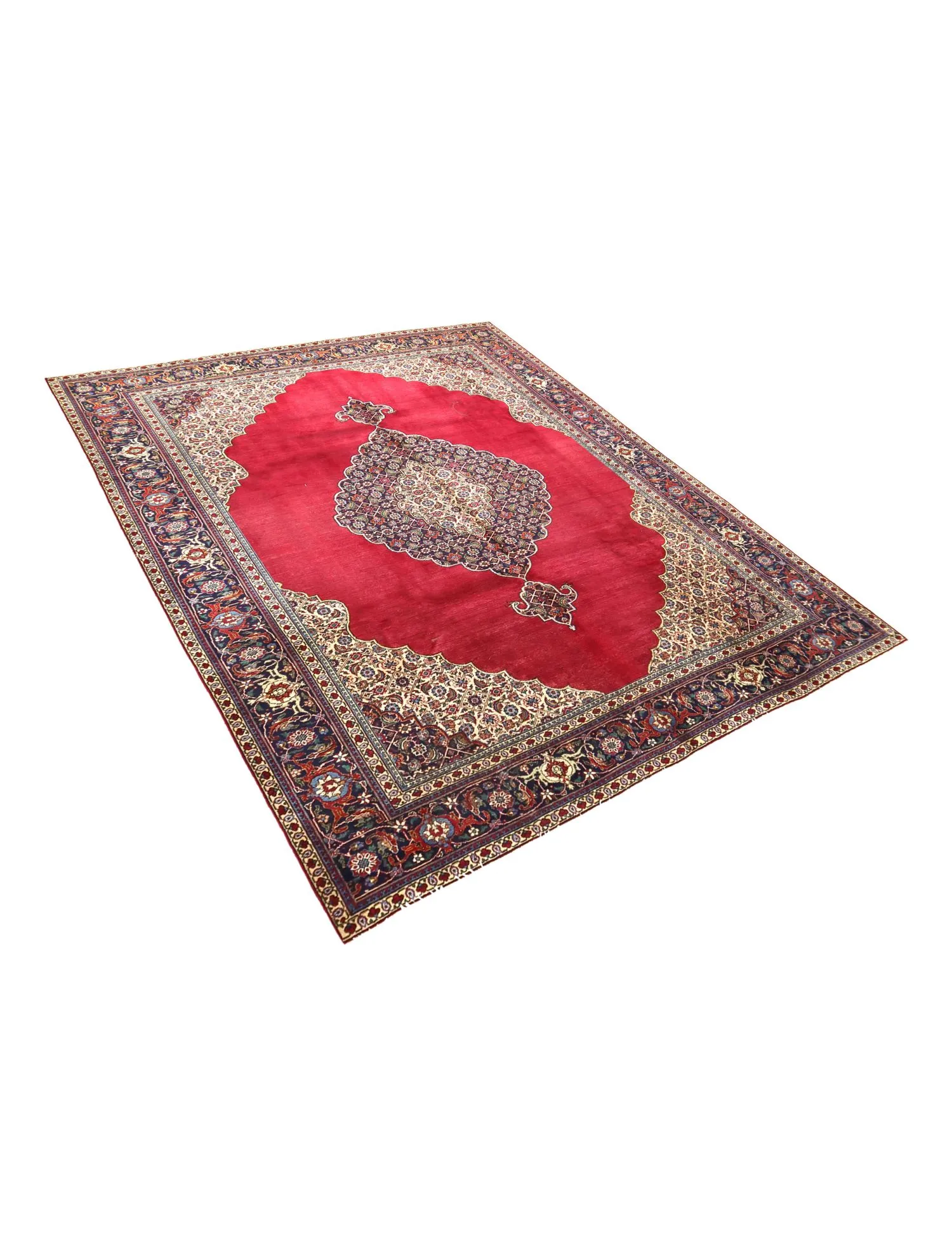Tabriz Patina  red   375 x 284 cm